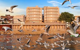 Avantika By The Ganges - Ihcl Seleqtions
